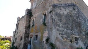casale marchigiano con corte e vista mare contrada castelletta potenza picena agenzia immobilliare parigi 05