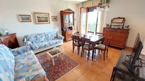 TRILOCALE CON DOPPI SERVIZI E GARAGE