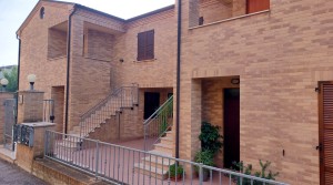 16 esterno