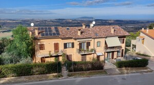 APPARTAMENTO PIANO TERRA CON GIARDINO E GARAGE