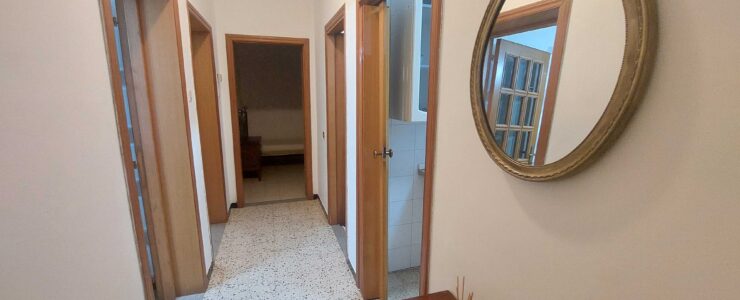 TRILOCALE CON CANTINA TRILOCALE CON CANTINA